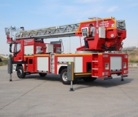 Aerial Ladder Fire Trucks