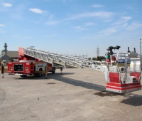 Aerial Ladder Fire Trucks