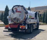 عربات فتح القنوات وتنظيفها آلياً